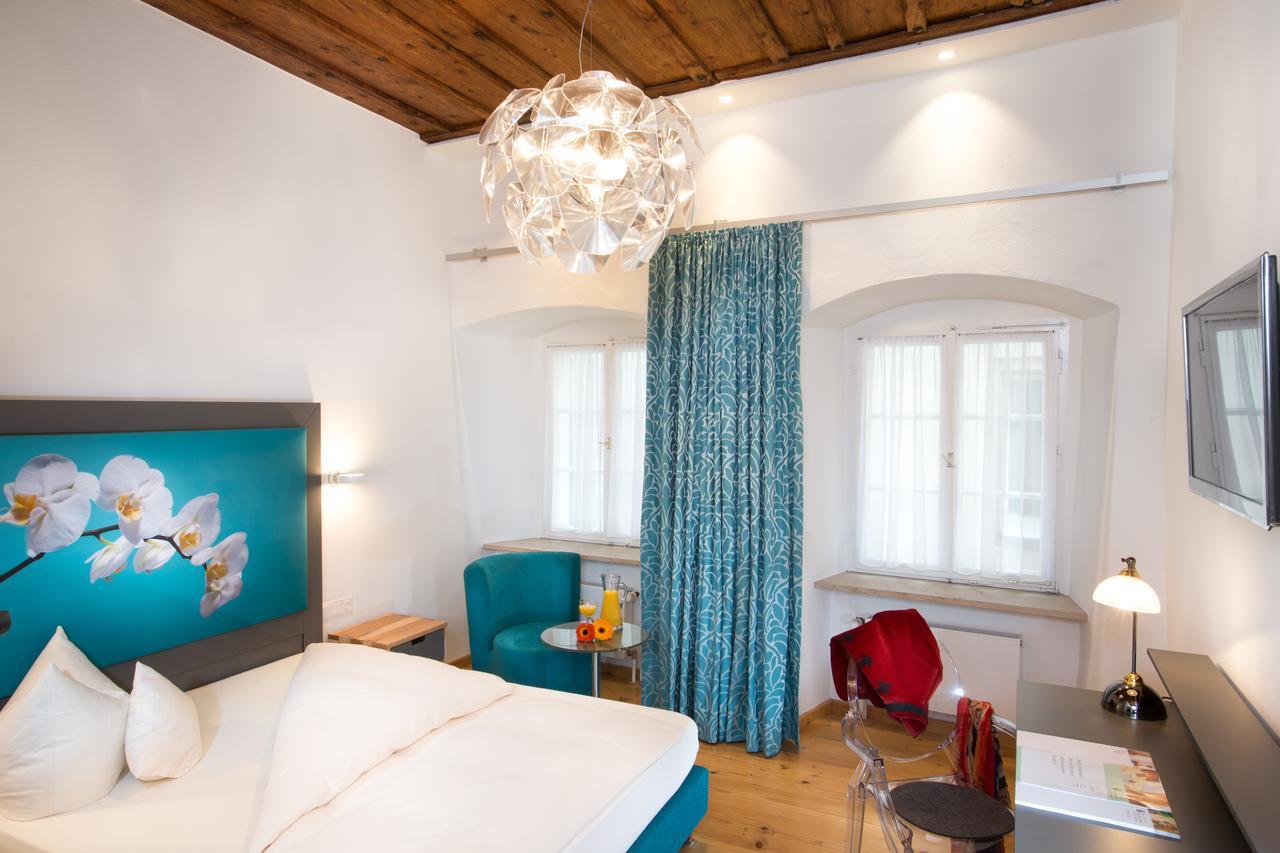 Hotel Muenchner Hof Und Blauer Turm Ratisbona Esterno foto