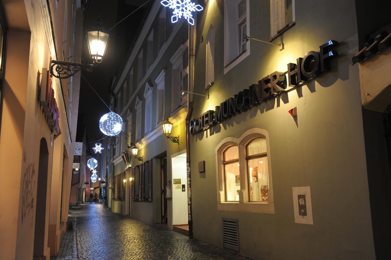 Hotel Muenchner Hof Und Blauer Turm Ratisbona Esterno foto